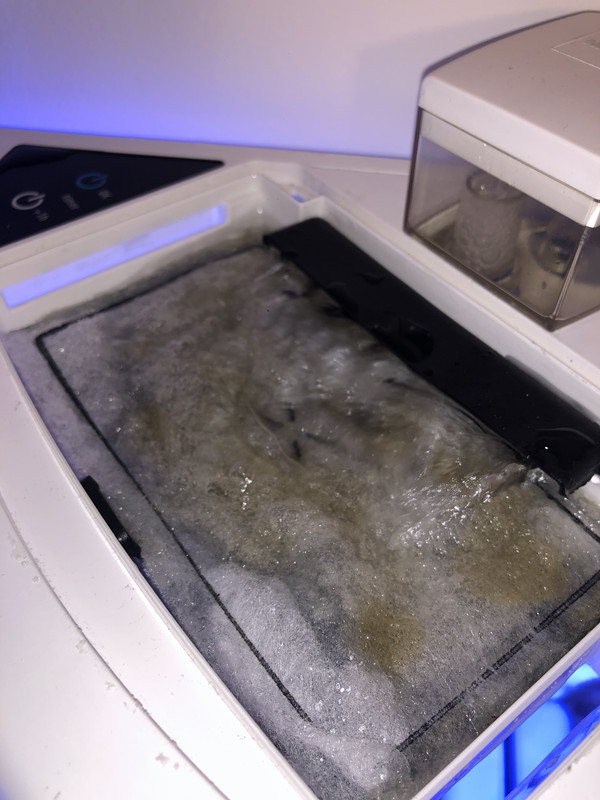 278C3A18-5D02-4DED-81F7-40F5720265AB