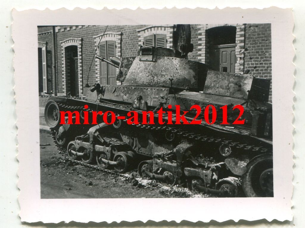 Foto, Wehrmacht, zerstörter Panzerkampfwagen 35 