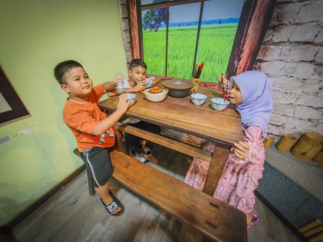 meja makan nasi