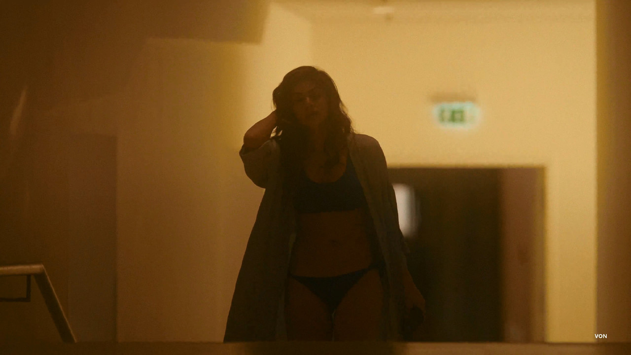 Inside Edge S02_4K_PART I.mkv_snapshot_01.43_[2021.06.21_19.18.25]