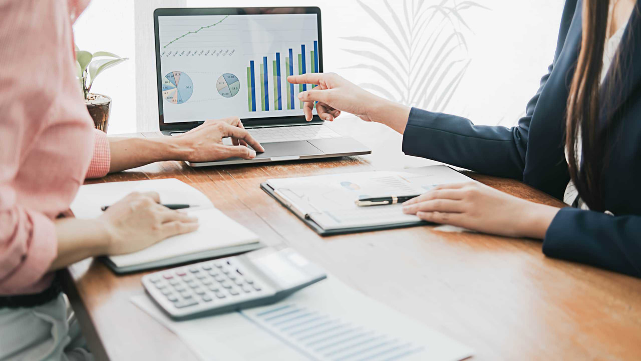 SEO Analytics for Accountants: Measuring Success and ROI