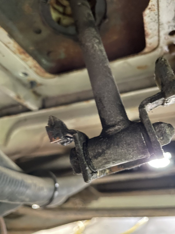 70B9E762-7B2E-4F21-9BCA-83582DA5E3FD