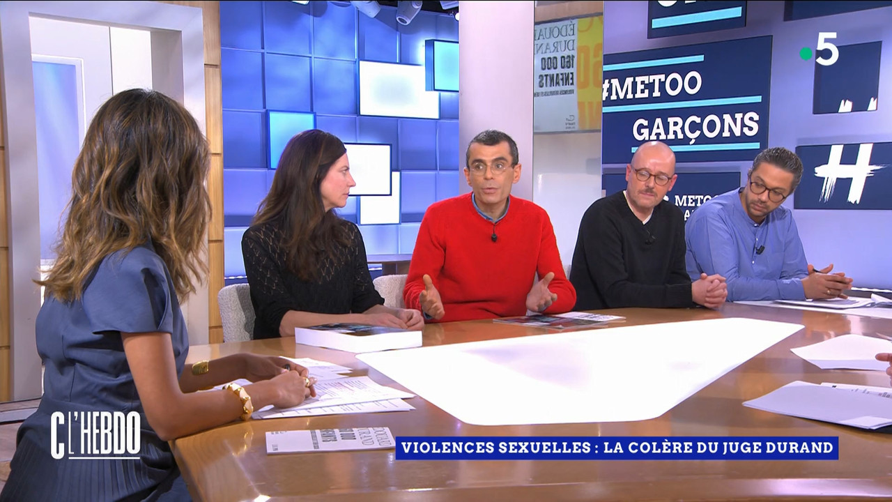 C l'hebdo - Saison 8 - Invités Colonel Michel Goya, David Doukhan, Edou..._France 5_2024_03_02_18_56