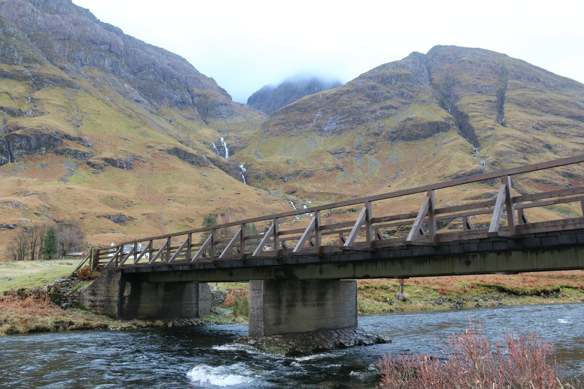 2F2F77FE-43E1-4F79-9FEF-9FAE2B716D24