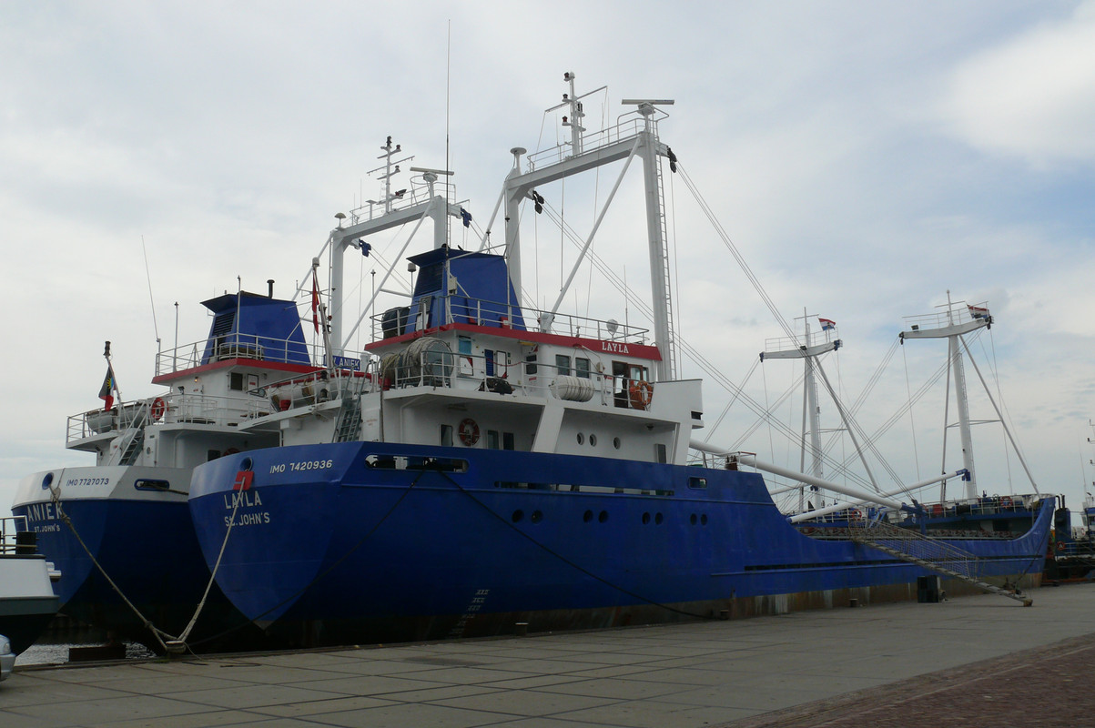 Layla en Aniek beiden X Holwerda@IJmuiden07092013hp (5)