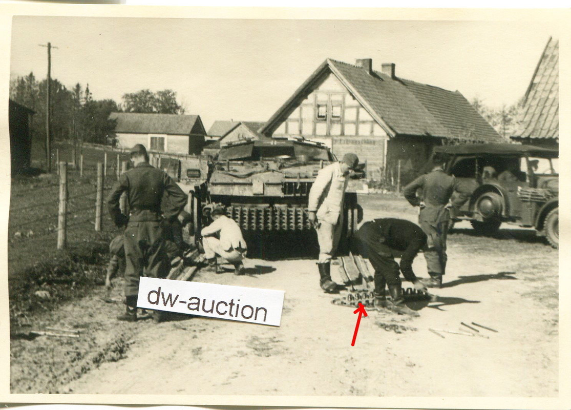 Sturmgeschütz Abt. 191 , Stug beim Kettenwechsel