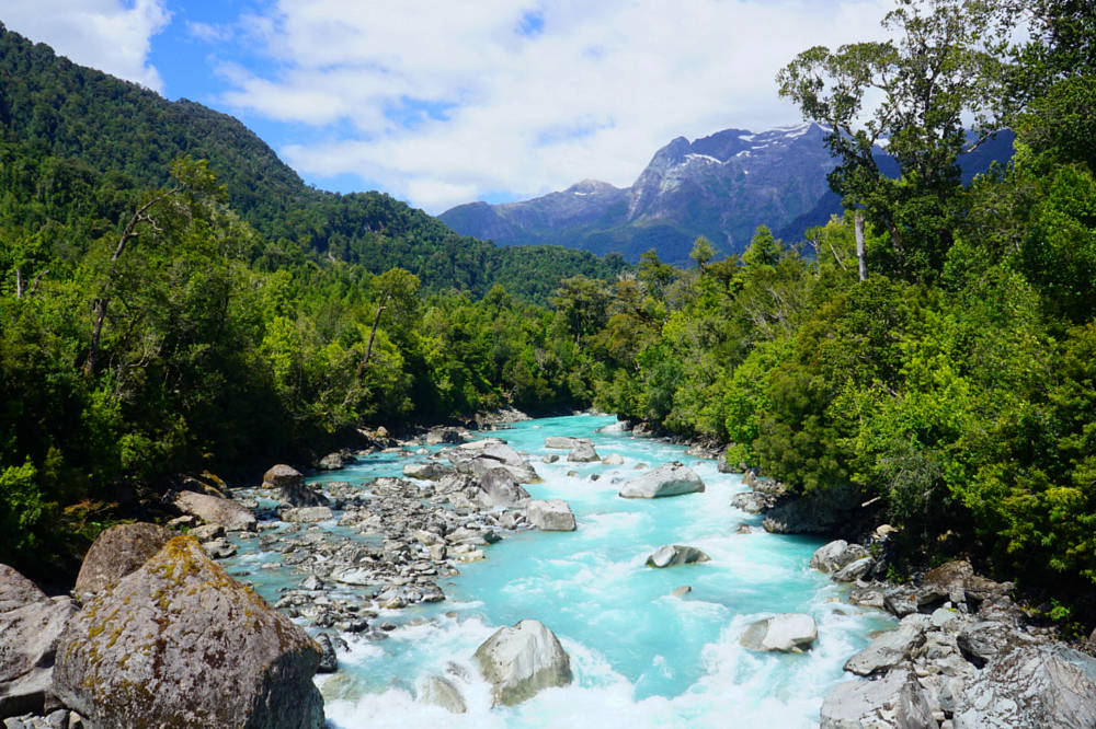 F00052-Rio-Blanco-Hornopiren.jpg