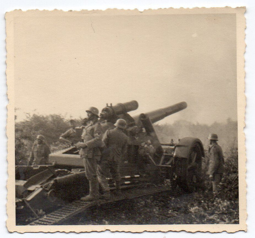 2 WK Foto 21 cm Mörser nach dem Abschuss, Wehrmacht in Süd-Russland , Geschütz