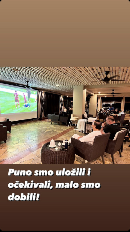 8380A2F1-45C3-4213-B322-A7E3E8F7272E