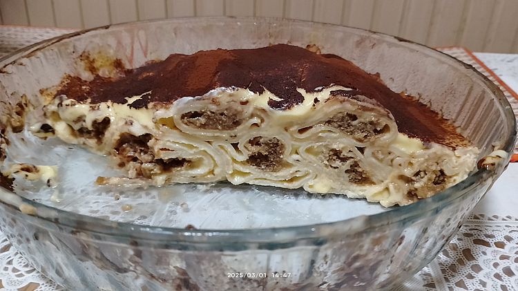 https://i.postimg.cc/13x52nZp/tiramisu-palacsinta-20250301.jpg