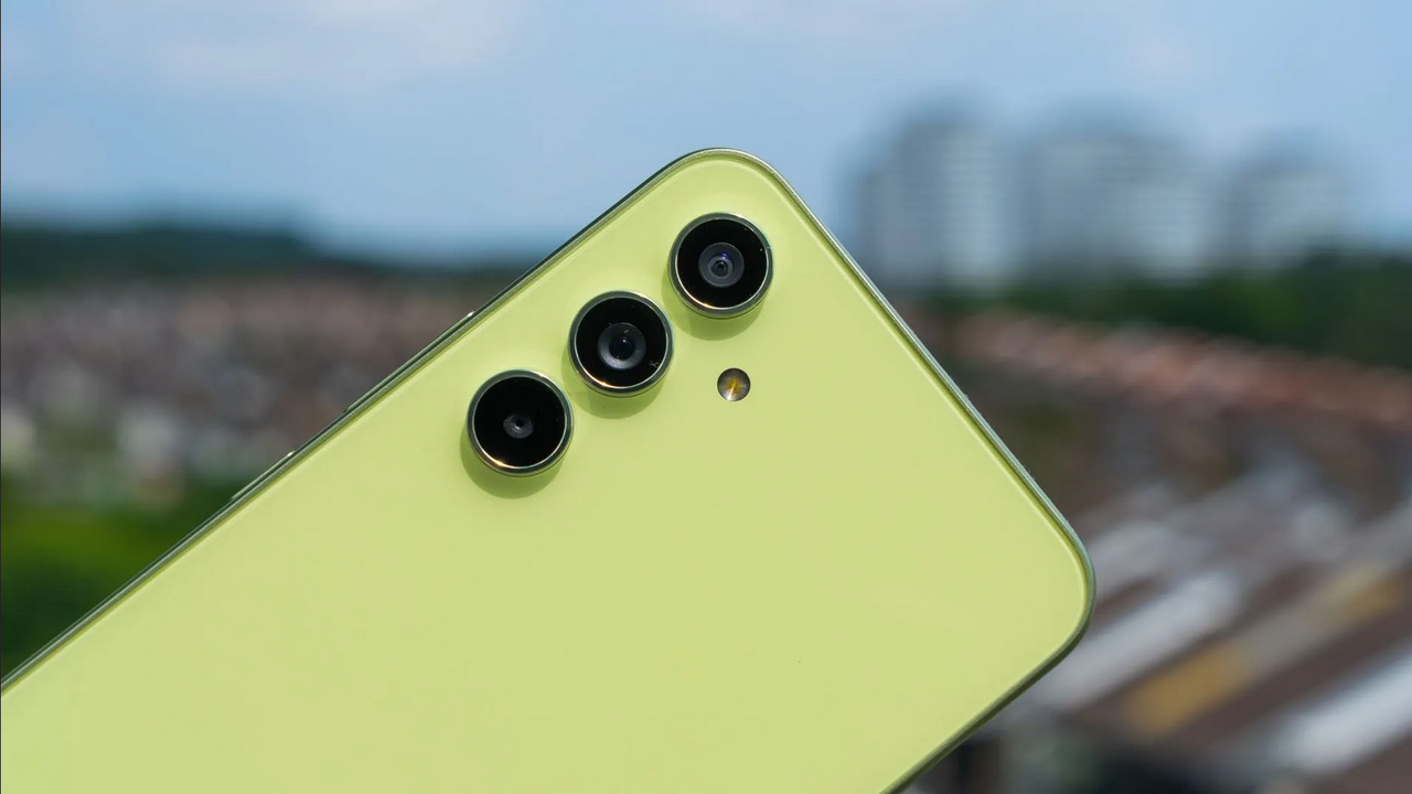 Renueva tu celular con este Samsung Galaxy A54 con rebaja de 50% en Walmart