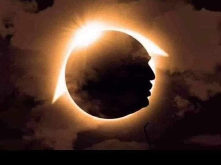 Trump-Eclipse.jpg
