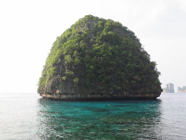 Día 10 - Koh Phi Phi Leh (Maya Bay) en Long Tail y View Point - TAILANDIA Y CAMBOYA POR MENOS DE 1000€, VIAJE MARCA DE LA CASA (3)