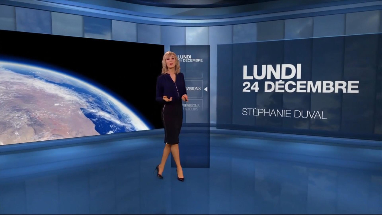 Stéphanie Duval 241218.mp4_snapshot_00.15_[2018.12.24_23.20.32]