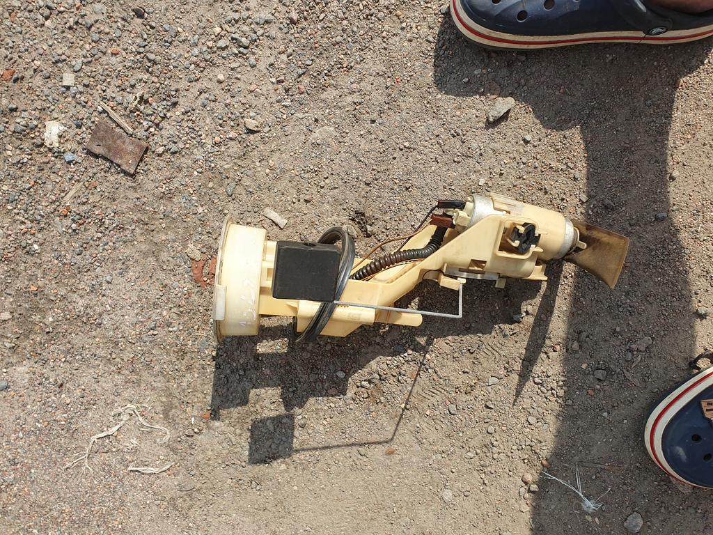 Топливный насос в сборе