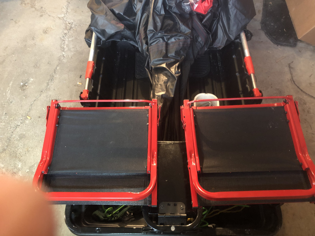 E9EFF730-DB08-41B6-8E15-D225C8A21331