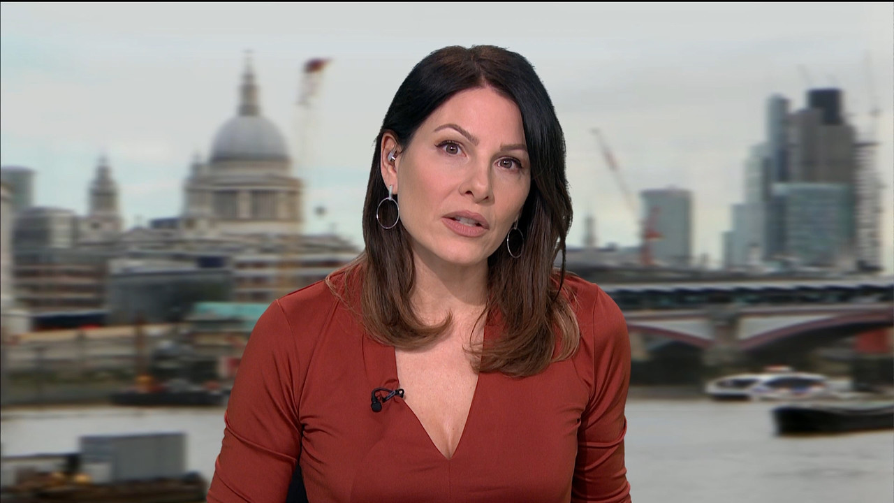 ITV Lunchtime News_20211217_13301355.ts_snapshot_27.17.557