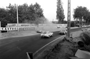 24 HEURES DU MANS YEAR BY YEAR PART ONE 1923-1969 - Page 55 62lm10-Jag-E-BCunninghams-RSalvadori-2