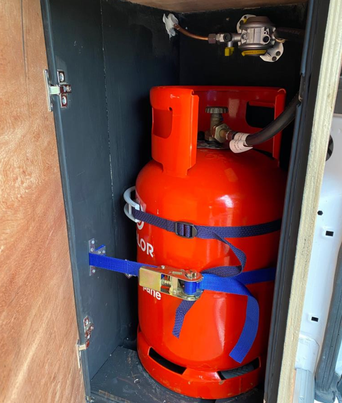 64211D50-D537-4372-B3A4-5730B890BB8D