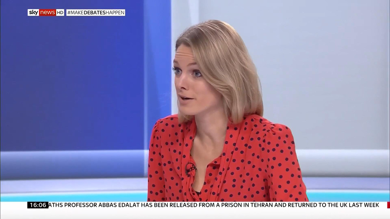 Ali Fortescue 251218.mp4_snapshot_00.20_[2018.12.25_18.41.10]