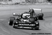 Tasman series from 1977 Formula 5000  - Page 2 7710-taz-Melville-Alison-Baypark-197