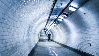 foot-tunnel-2