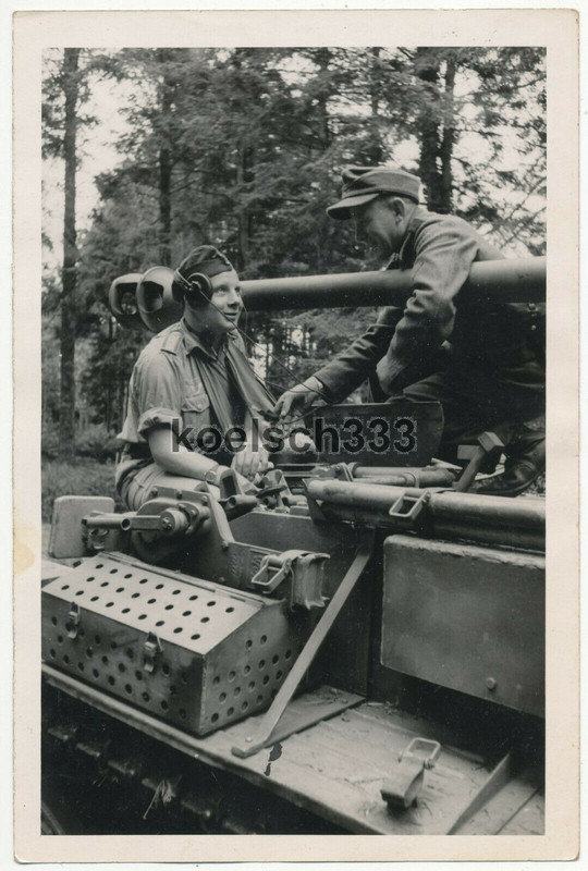 !!!Brest 1944 U Boot U 373 Matrose mit Funk Kopfhöhrer auf Panzerjäger