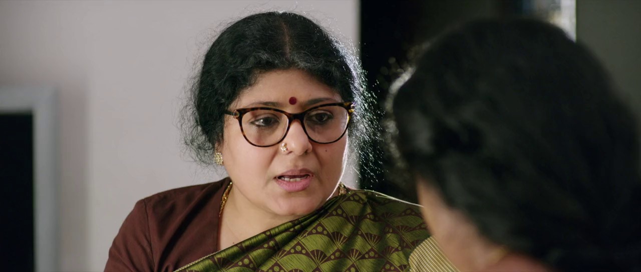 Sivappu-Manjal-Pachai-2019-WEBRip-Hindi-Tamil-720p-x264-AVC-HE-AAC-2-0-ESub-mkv-0002