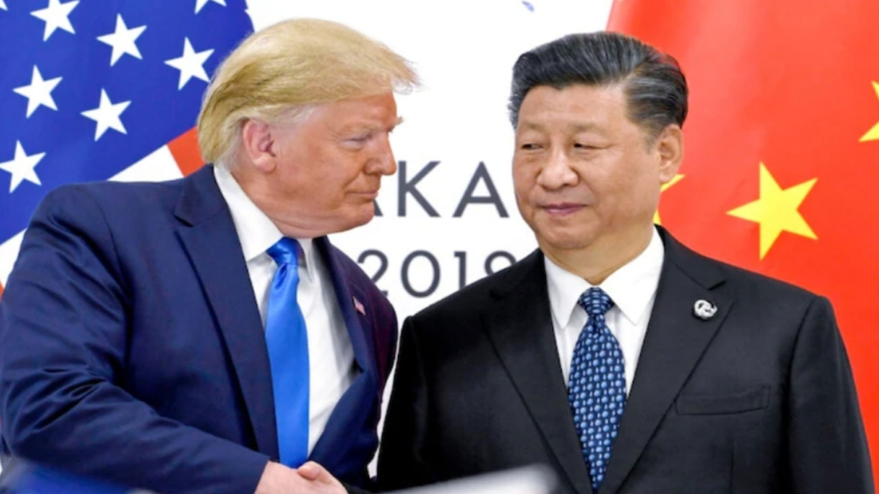 Trump Gebuk China Lagi Dengan Menaikkan Tarif Impor 245%