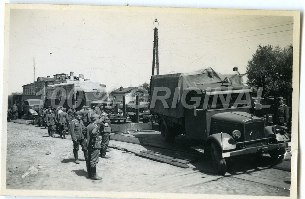 Russland Baustelle Eisenbahn Brücke Fluss ~ Pion