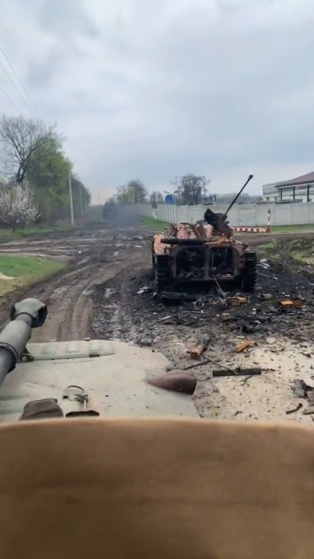 m10-ukri-BMP-2-0430-id33941-01.jpg