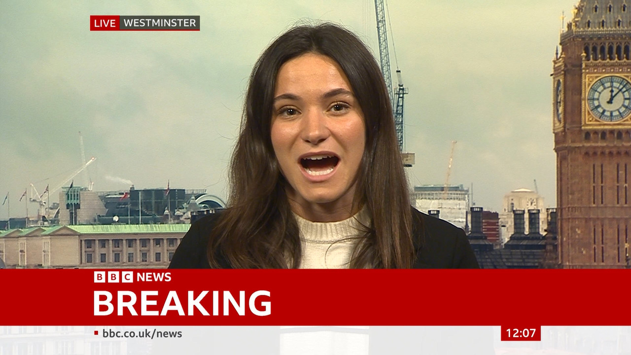 04.21 - 12.00.00 - BBC News. The latest news from the BBC. [S]..ts_snapshot_00.08.32.546