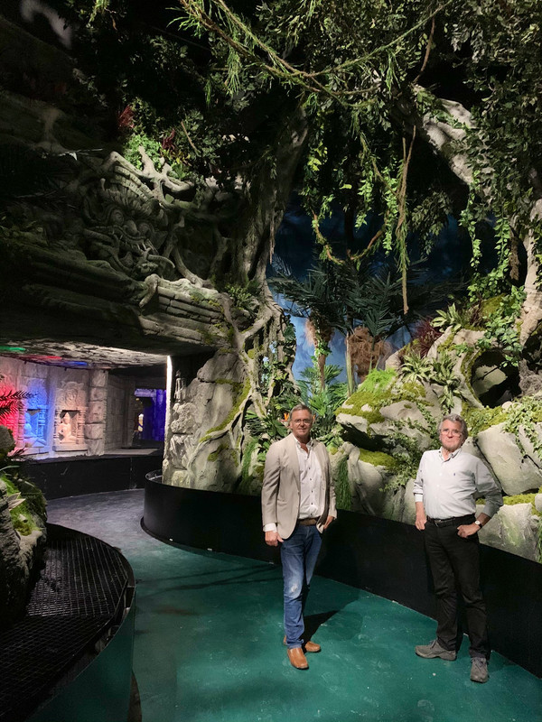 4CEA467B-9056-4D5A-BAC4-75B1BFDD4CD0