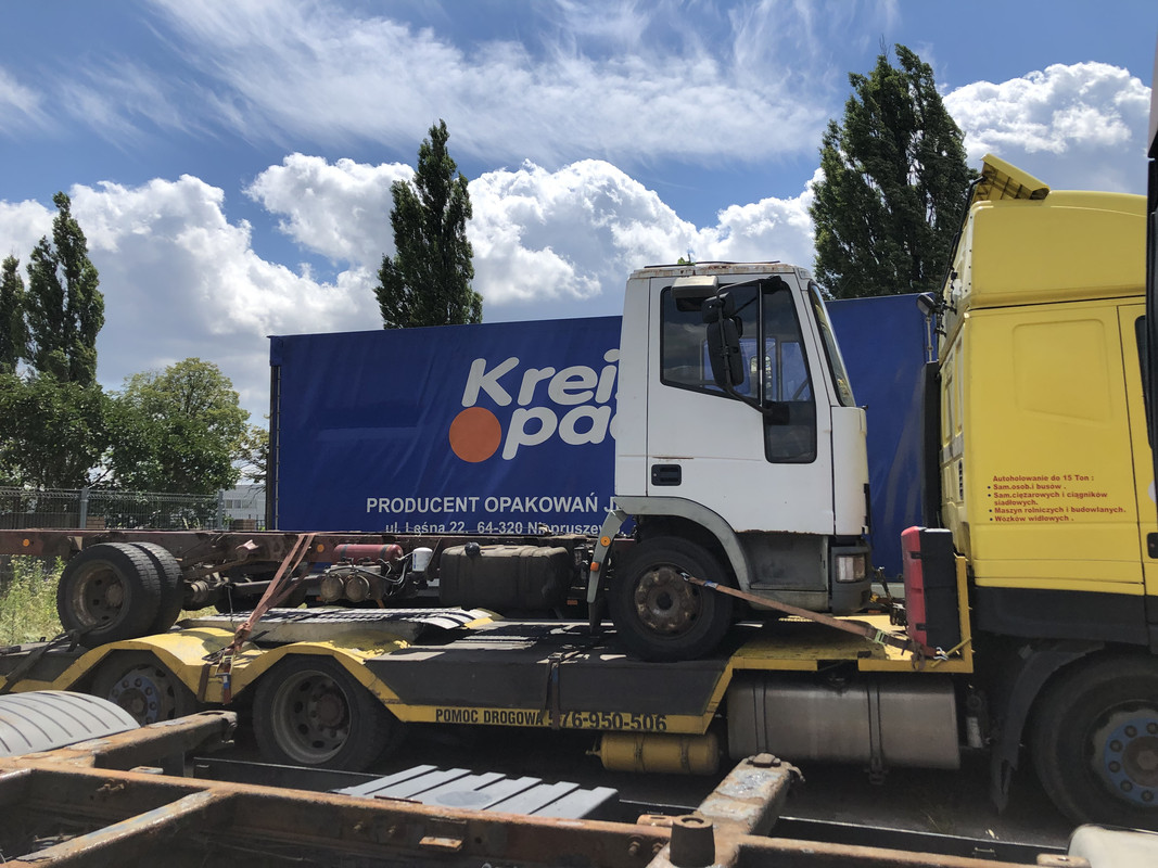 06DC3637-563B-471D-9971-832DDD599A09