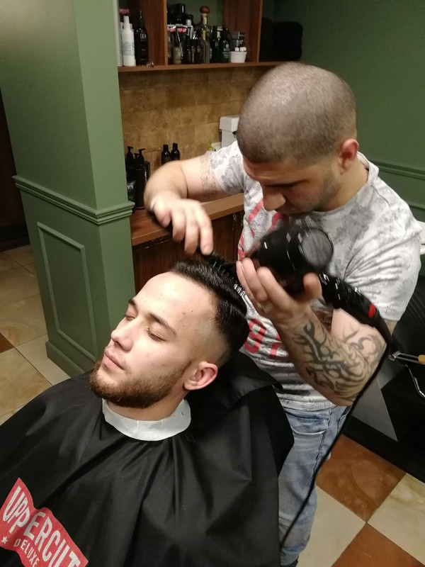 0C0BFE9F-7761-431D-BBF1-5DEEA7D990FD