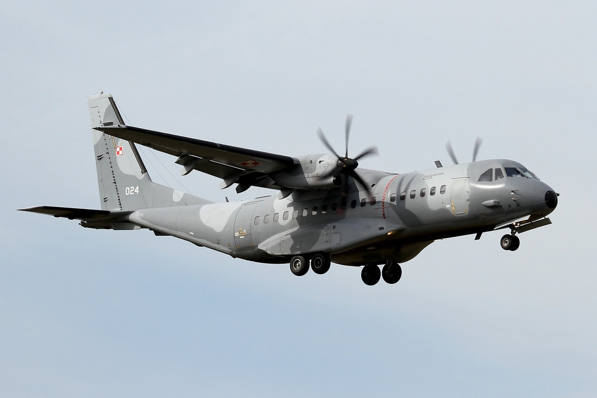 058_C-295M_Poland AF_024_8.BLTr