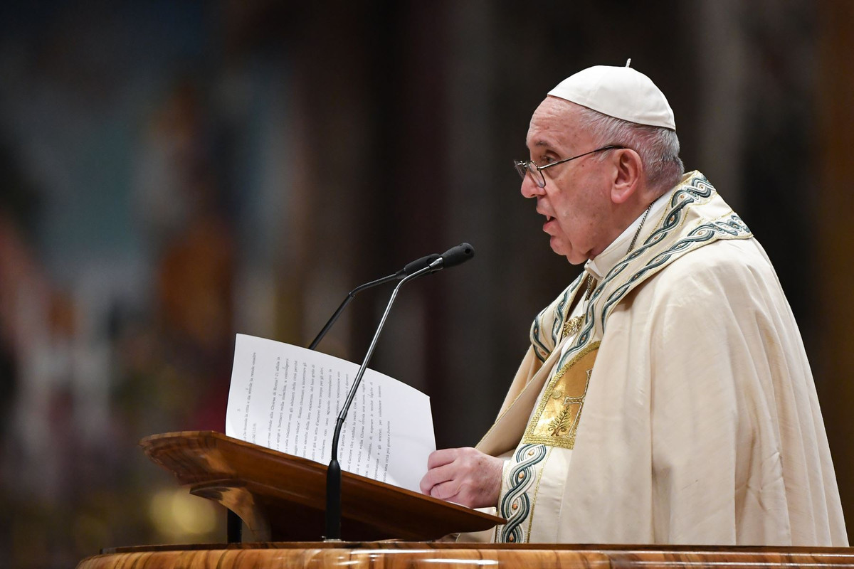 En primera misa del 2022, papa Francisco criticó el machismo