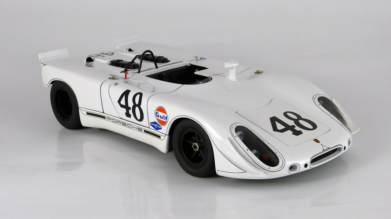 1:18 AUTOart Porsche 908/02 #48 Sebring 1970 McQueen/Revson