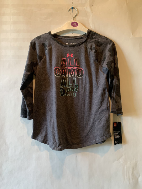 UNDER ARMOUR GIRLS YOUTHXL LONG SLEEVE LOOSE FIT ALL CAMO ALL DAY SHIRT