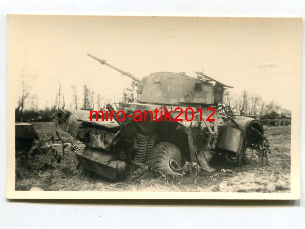 Nahaufnahme, zerstörter Radpanzer, amoured car, 