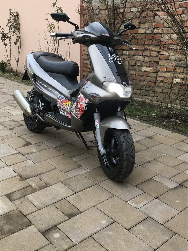 44050D9F-20F6-4526-9980-2C6741B0B891