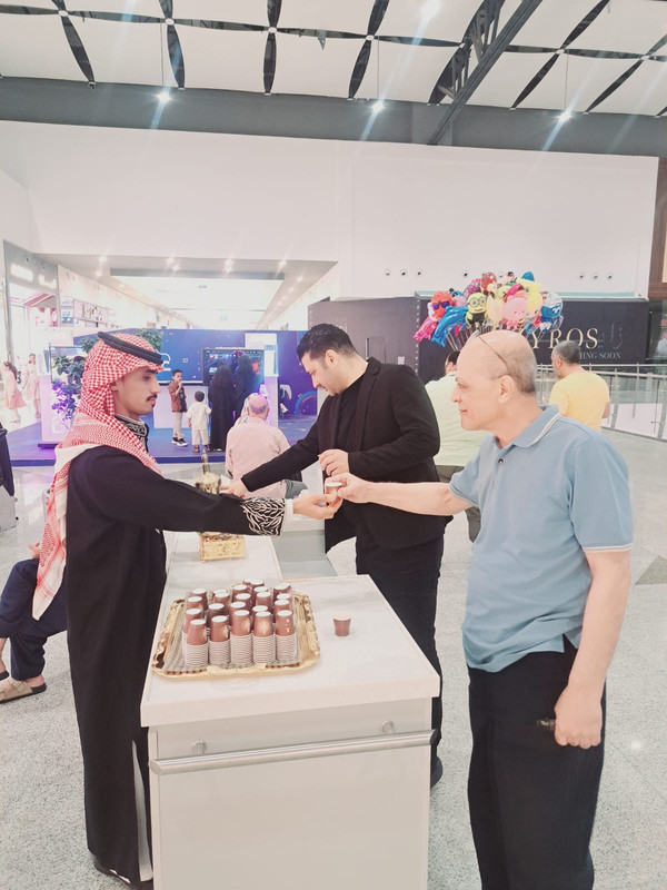 قهوجي محترف للمؤتمرات في الدمام