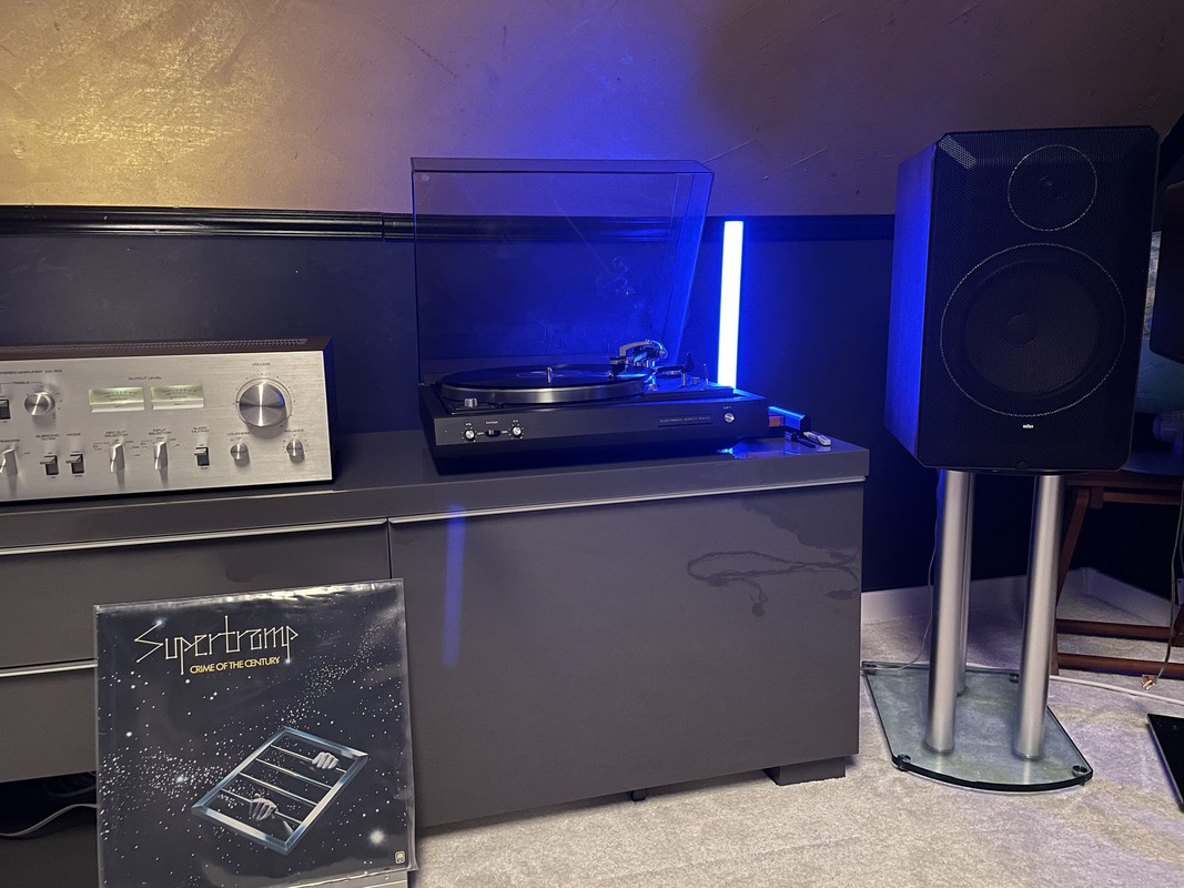 EA135CD3-936A-4E4A-AC4B-1871CE325ED8