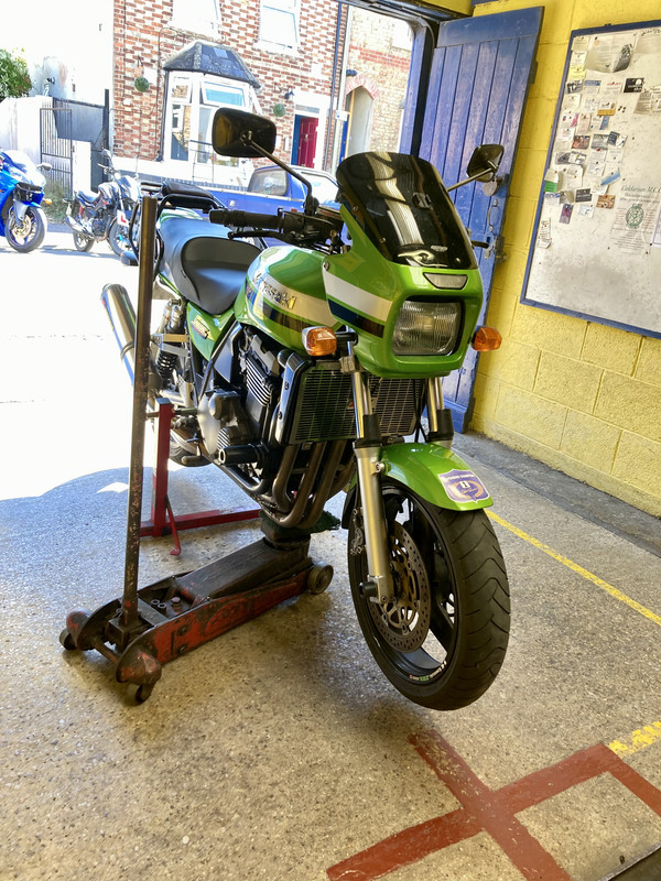 D39C6E9C-9C4E-4694-80A2-C389825E95F8