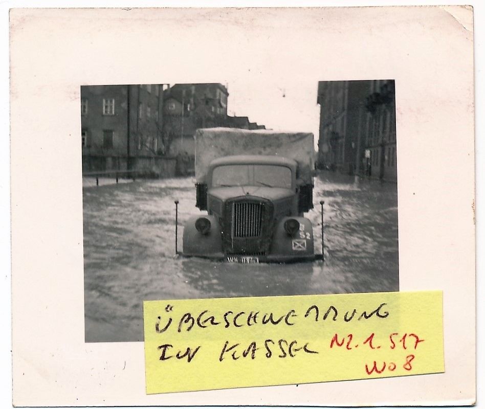 1. Panzer - Div. LKW Divisionsabzeichen Eichenblatt in überschwemmte KASSEL !