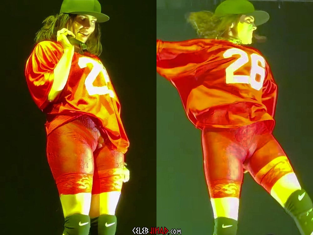 billie-eilish-camel-toe-thong-concert2