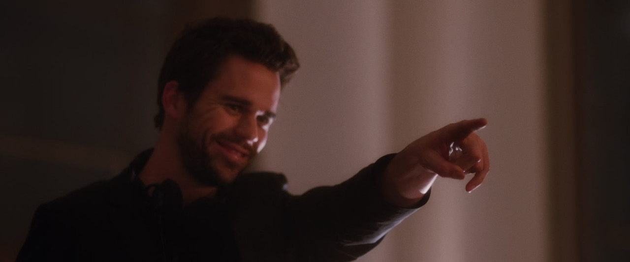 Burlesque (2010) (1080p BluRay x265 FreetheFish)-9