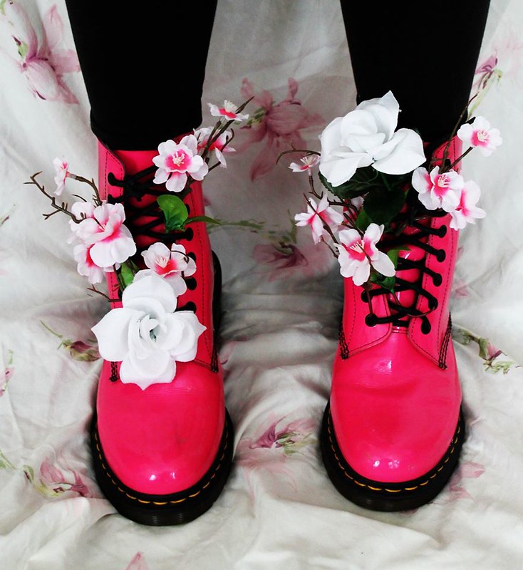 pinkflowerboots.jpg