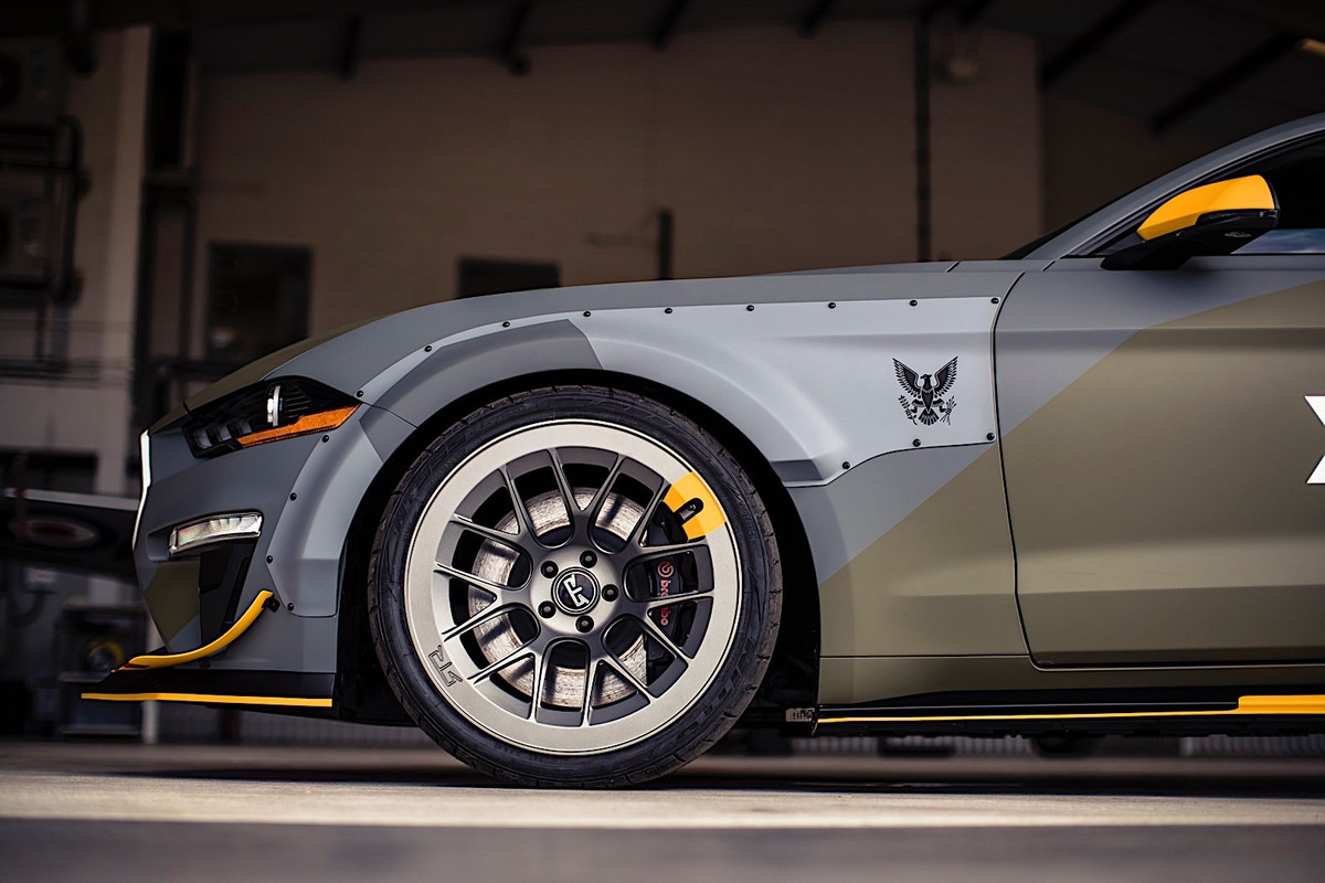 Ford Mustang GT Eagle Squadron  (7)