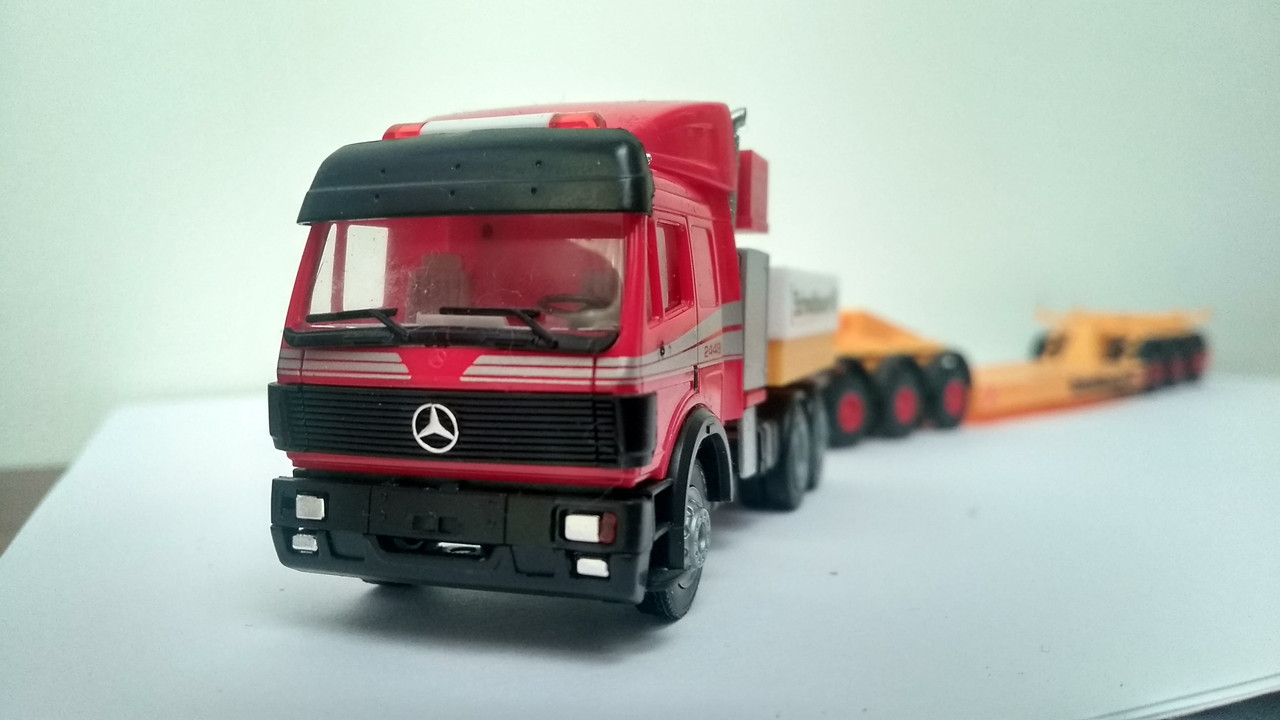 Mach (2692)